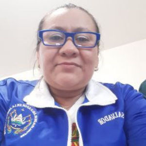 Meet your Posher, Licda. dolores